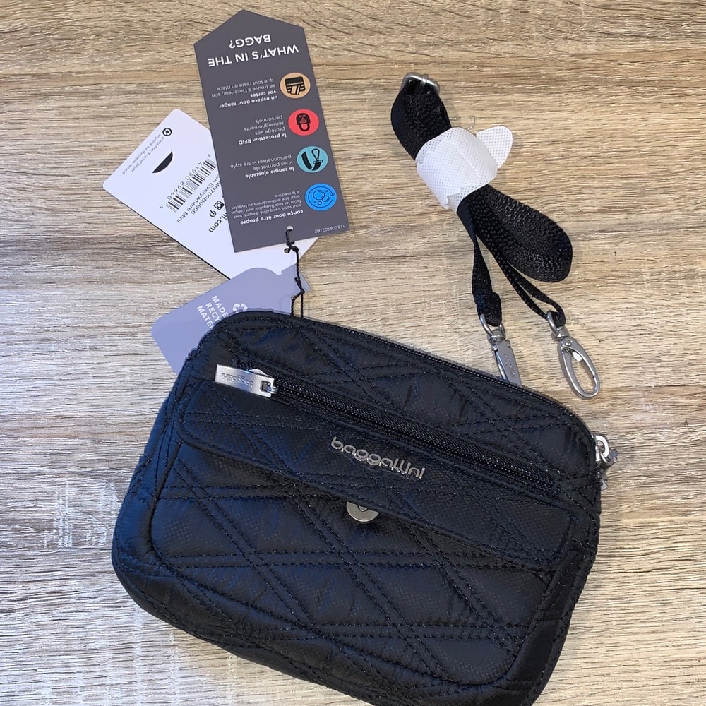 BAGGALLINI BLK NWT Quilted MODERN EVERYWHERE Crossbody Bag unisex SMALL